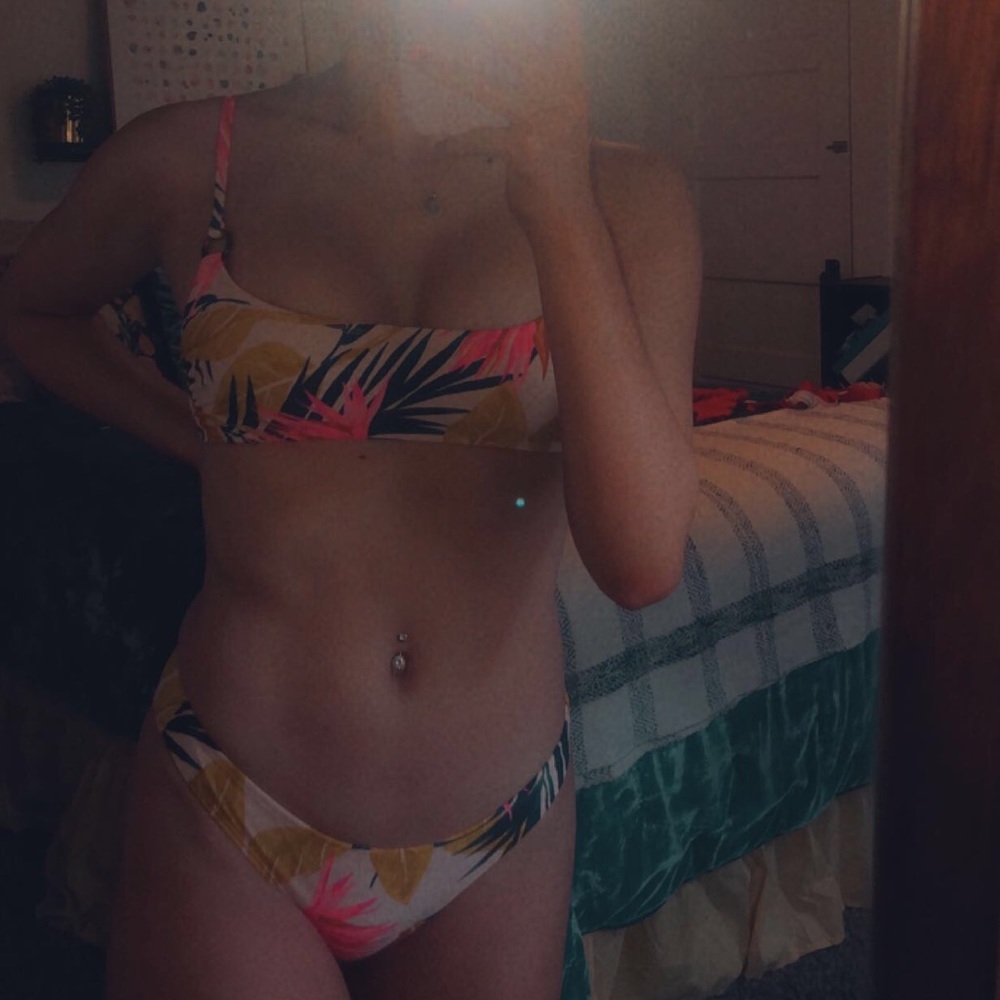 Target brand xhileration bikini set!!